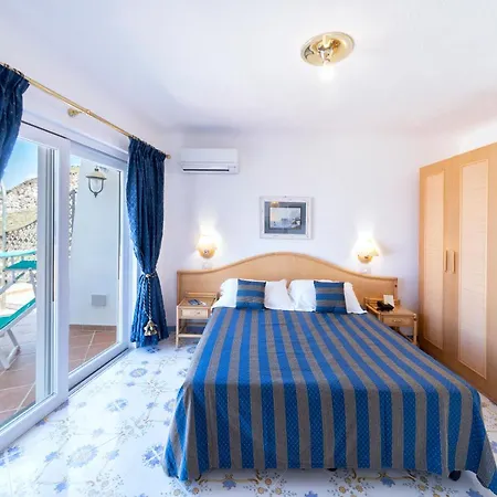 Grazia Scannella Hotell Forio di Ischia