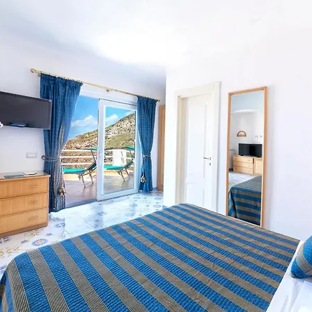 Grazia Scannella Hotell Forio di Ischia